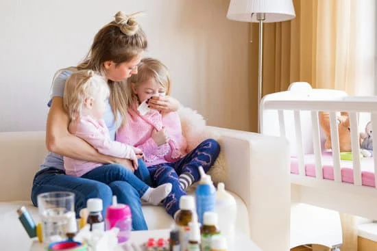 Son los padres cuyos hijos están enfermos : Ce sont les parents dont les enfants sont malades